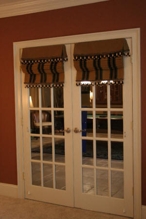 Flat Roman with Valance and Trim